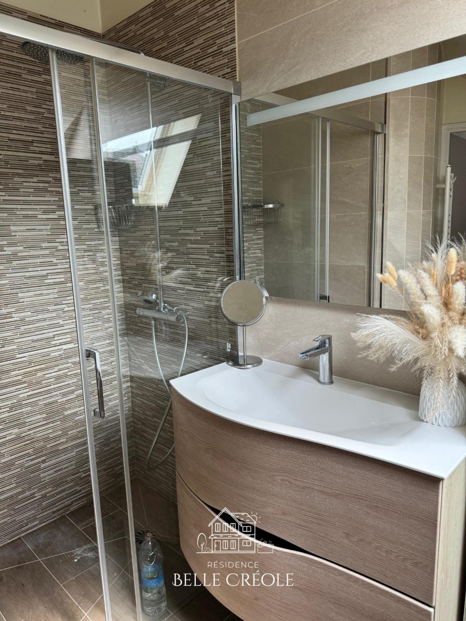 Duplex Vip Jacuzzi A 15Min De Disneyland Paris Et 1H De Paris Quincy-Voisins ภายนอก รูปภาพ